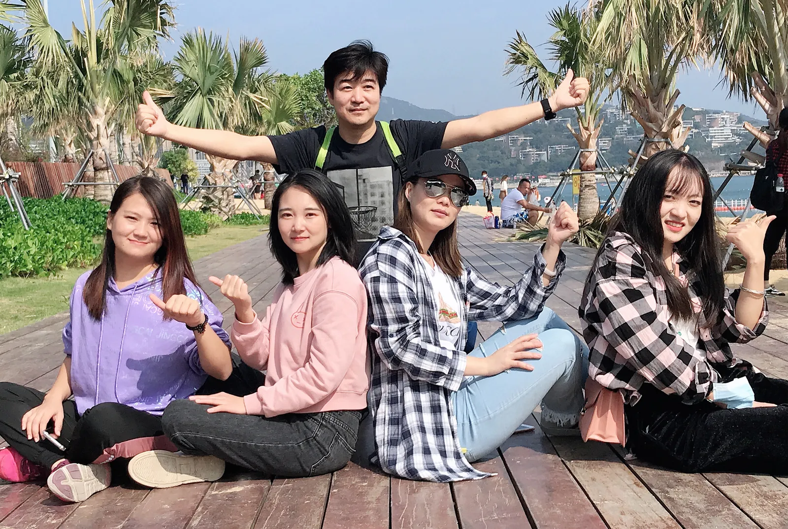 BOSHIHO team members together